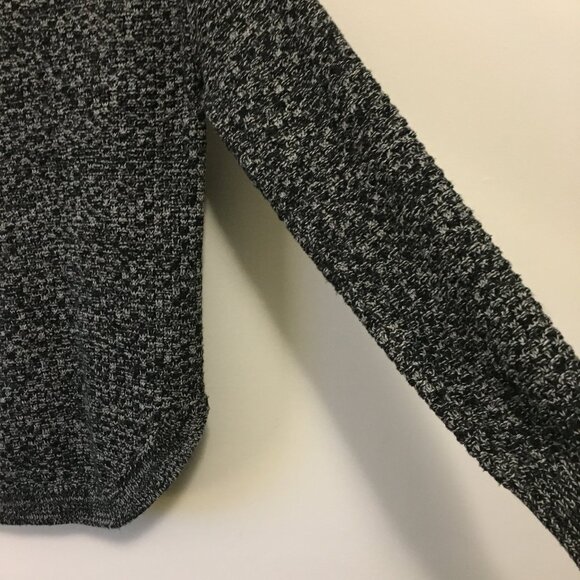 Dex Salt and Pepper Cozy Fringed Sweater - Picture 7 of 15